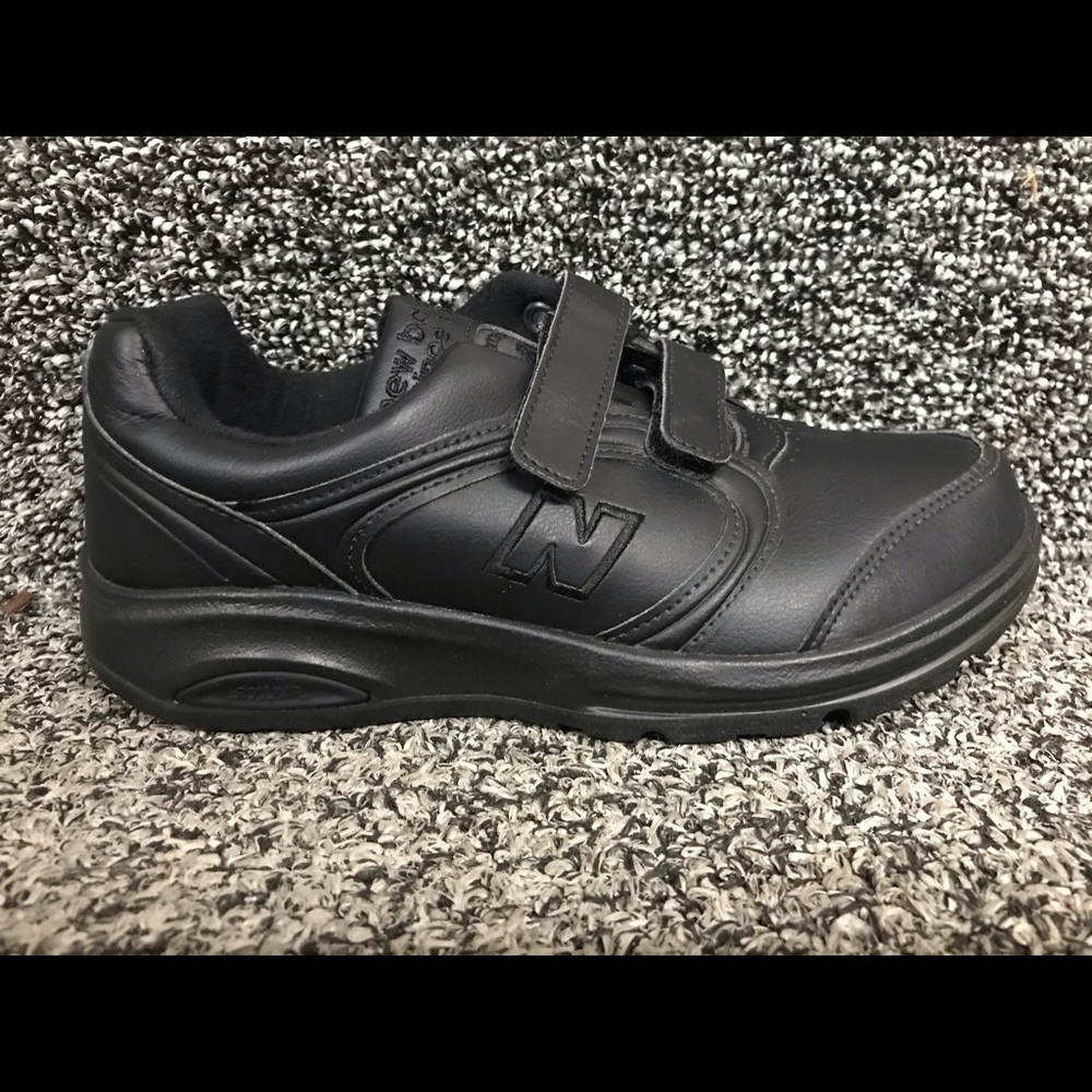New Balance WB 812VK